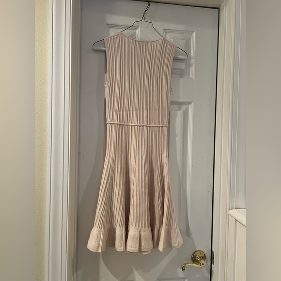 BRAND NEW Theory Fit and Flare in color ecru- - Picture 11 of 13